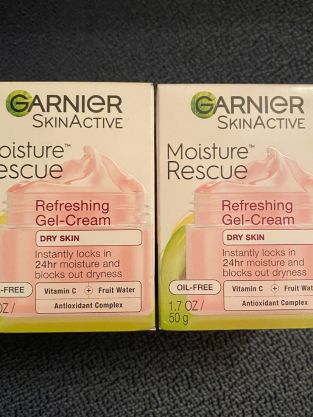 2 Garnier Skin Active Moisture Rescue Refreshing Gel-Cream Dry Skin (50 g each)